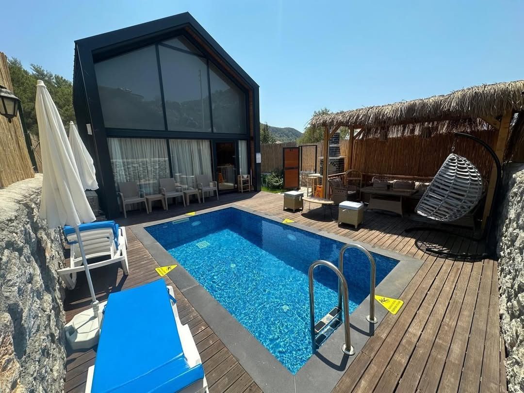 Havuzlu Bungalov